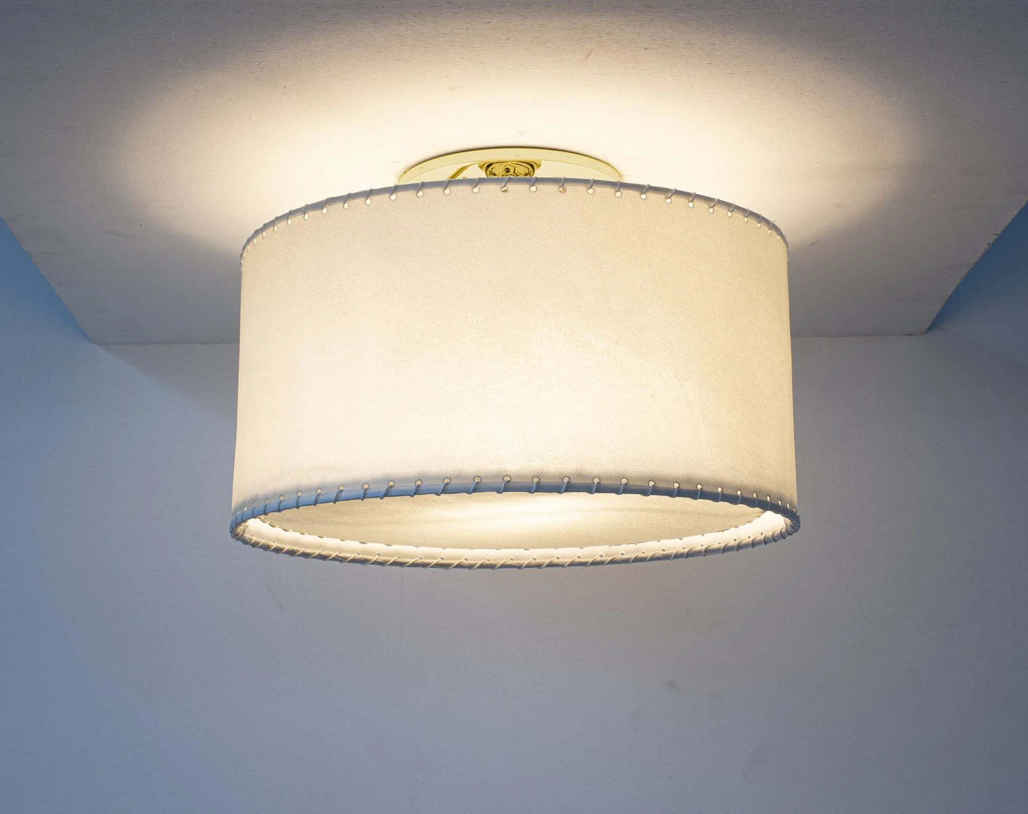 SERIES 02 LARGE FLUSH MOUNT - POLISHED UNLACQUERED BRASS